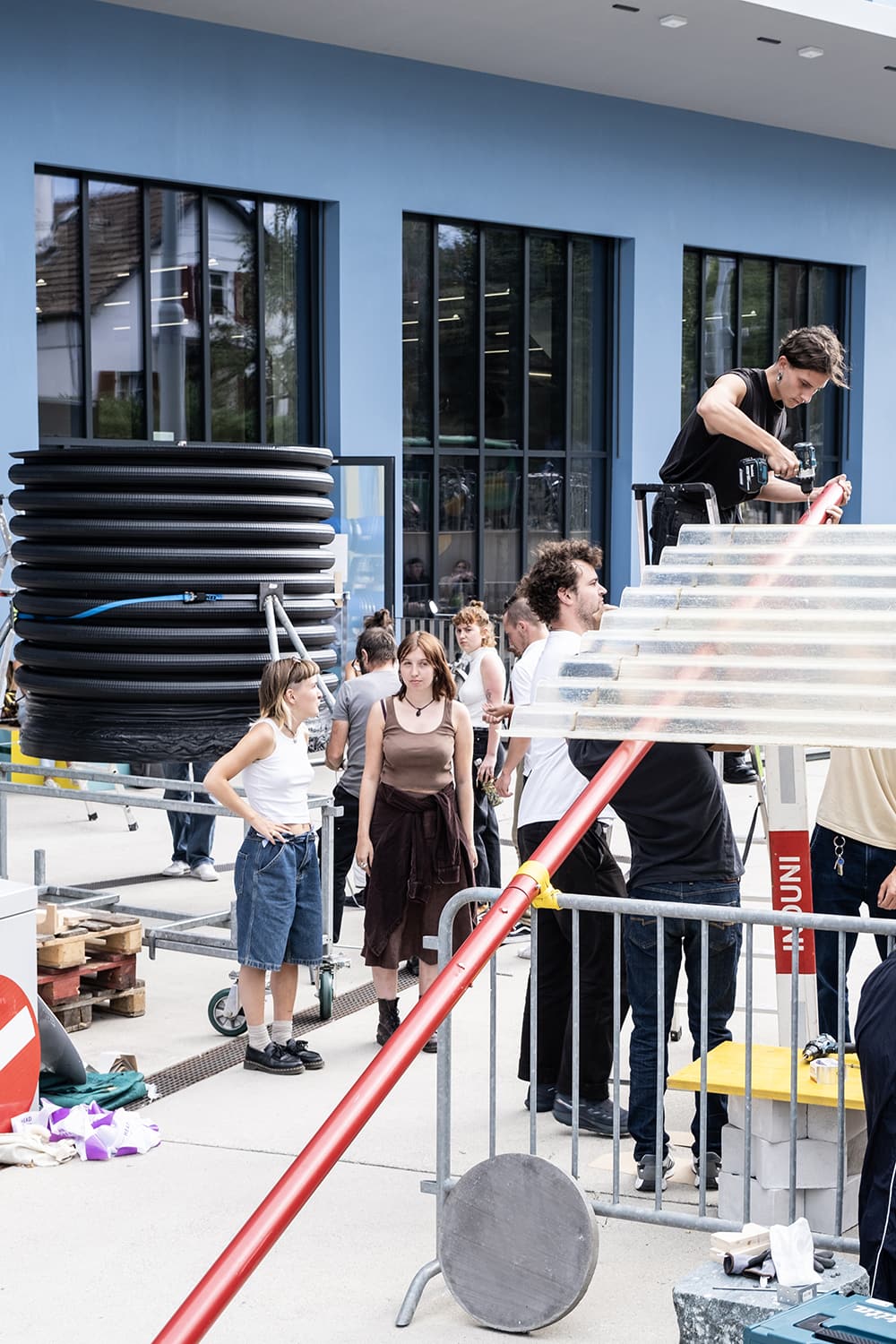 Performative Devices turns the city into a field of experimentation and a source of possibilities (Geneva, 2023)