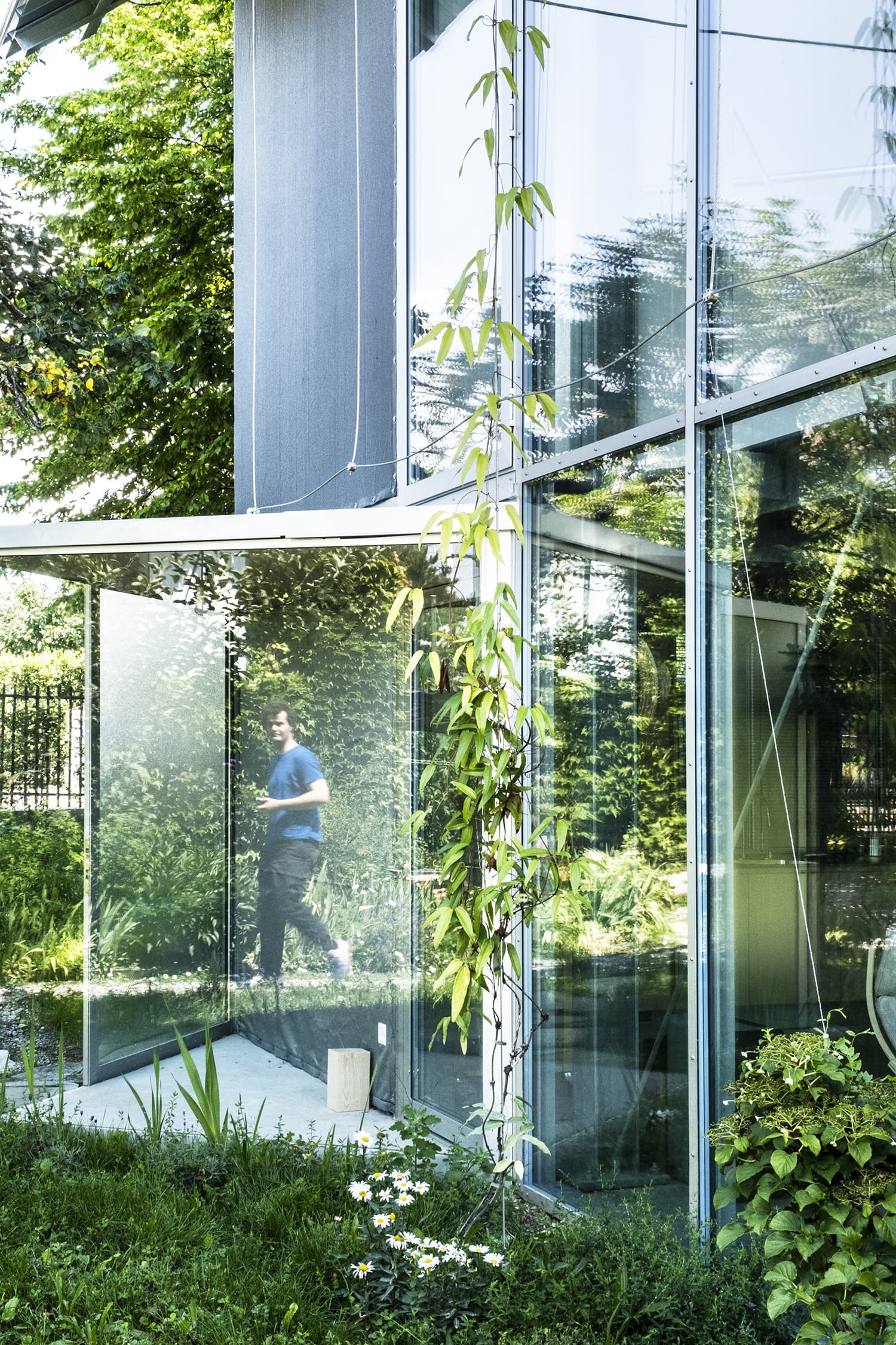 Filter House contains three large rooms in a small house