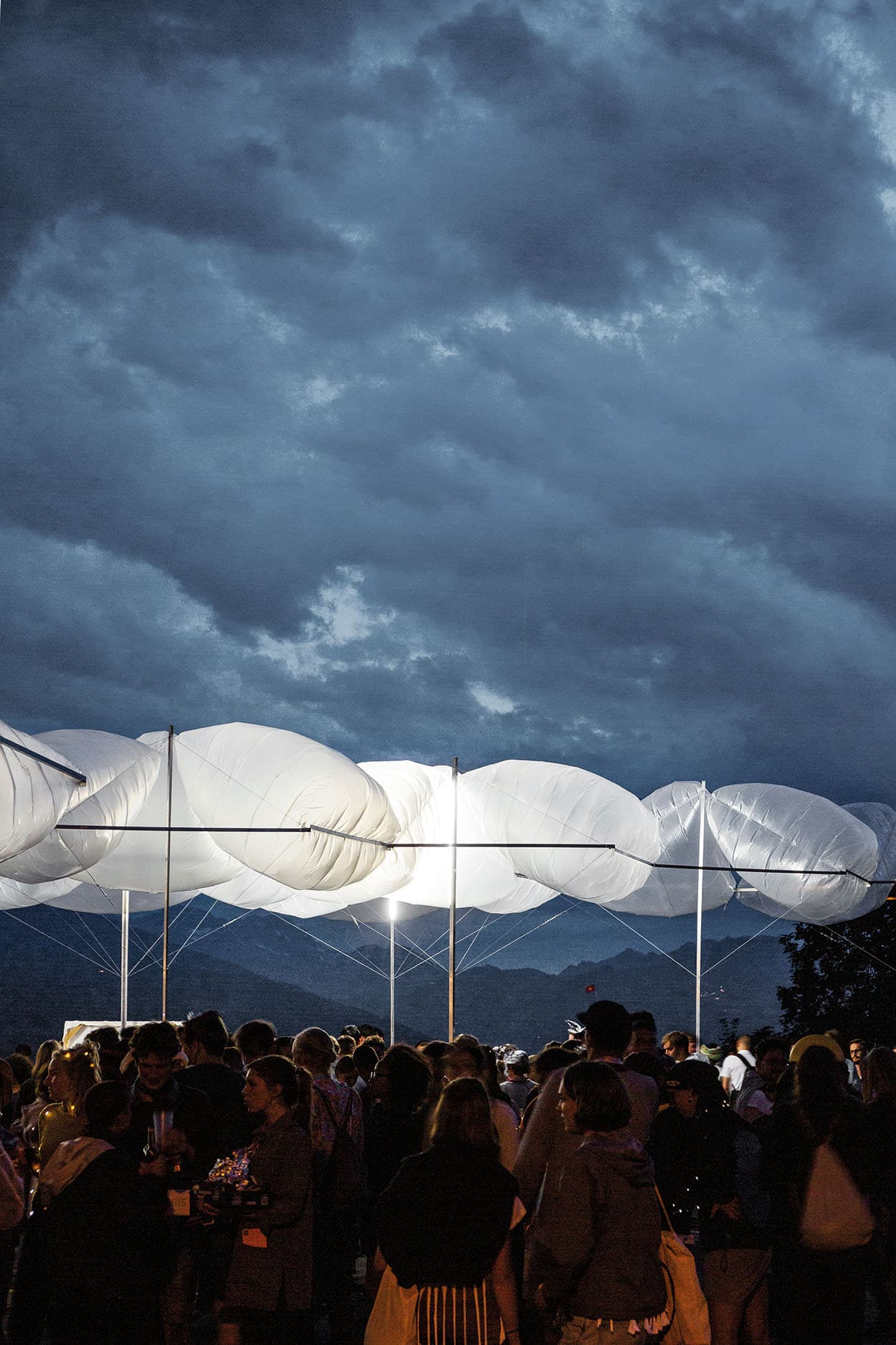 Universal Buvette is a lightweight structure designed to be dismantled and transported, EASA 2019
