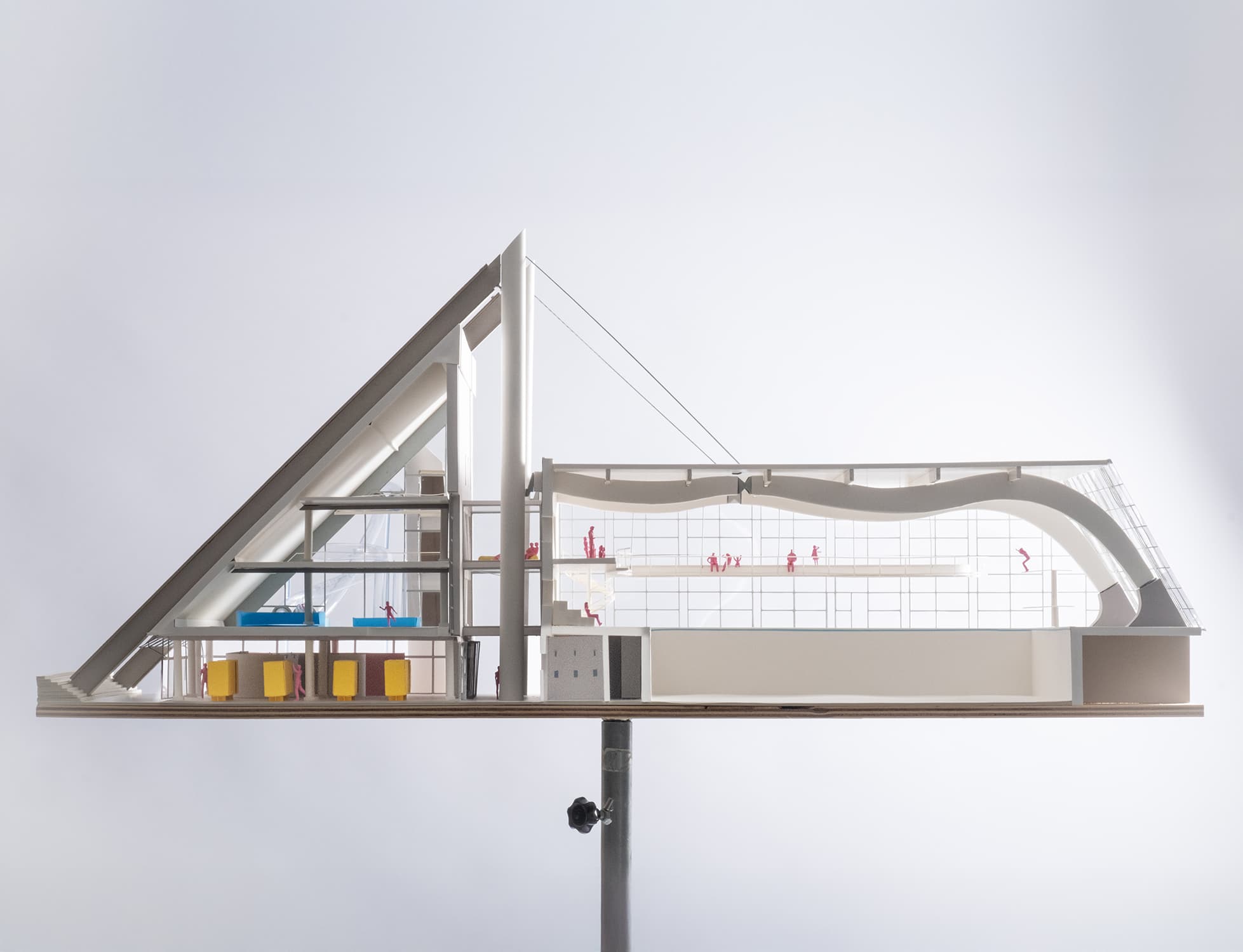 Nid-du-Crô transforms an existing public swimming pool by revealing its qualities and adding new uses (Neuchâtel, 2025-ongoing)